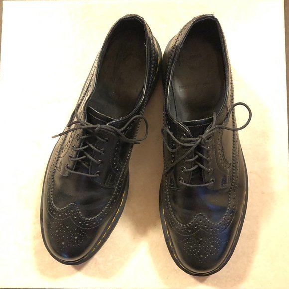 LIKE NEW DR MARTENS BLACK BROGUE OXFORDS, MENS SIZE 12 main image 7